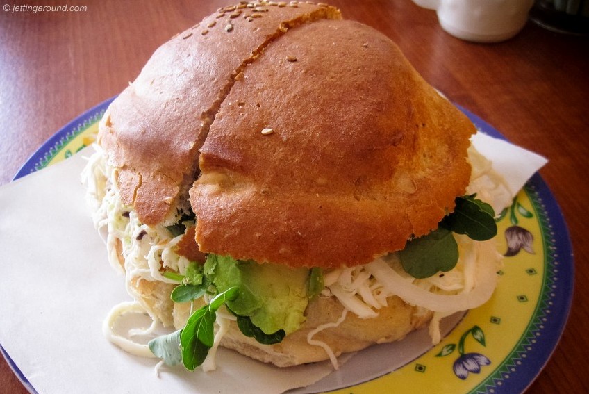 Cemita sandwich